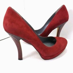 ROSEGOLD Maggie Deep Red Suede Platform Pumps Curved Two Tone Snake Heel…